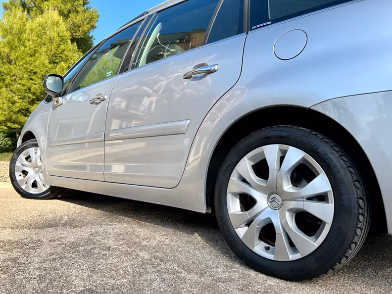 Citroën Grand C4 Picasso - 10