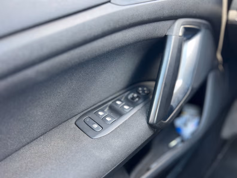 Peugeot 308 - 23