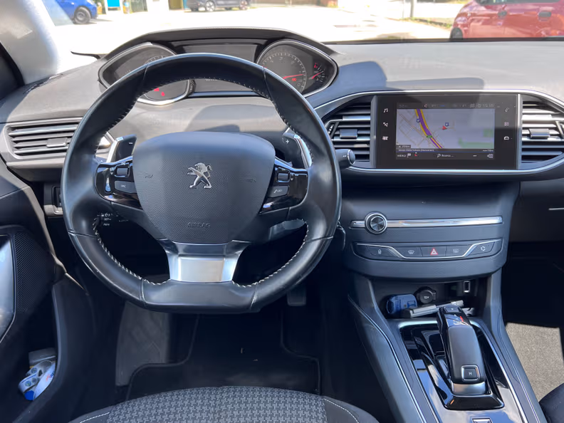 Peugeot 308 - 9