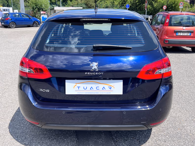 Peugeot 308 - 18