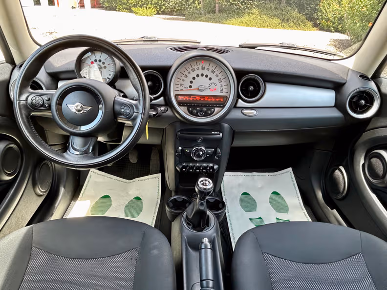 MINI Clubman - 14