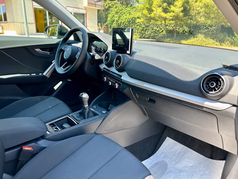 Audi Q2 - 17
