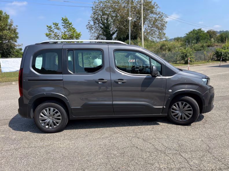 Peugeot Rifter - 30