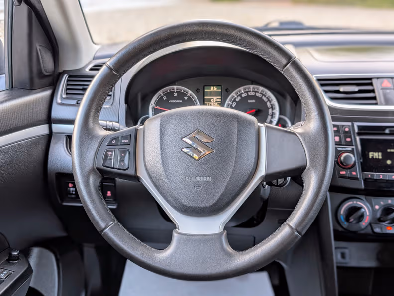 Suzuki Swift - 14
