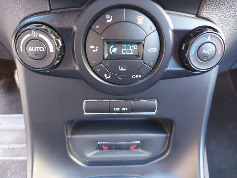 Ford Fiesta - 16