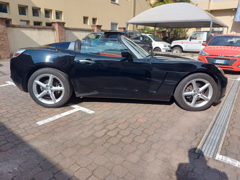 Opel GT - 4