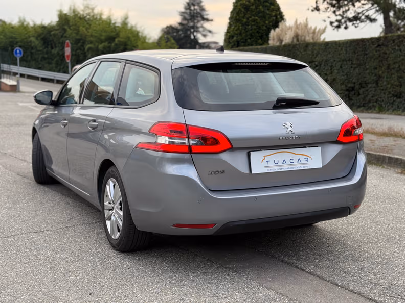 Peugeot 308 - 5