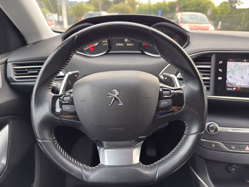 Peugeot 308 - 30