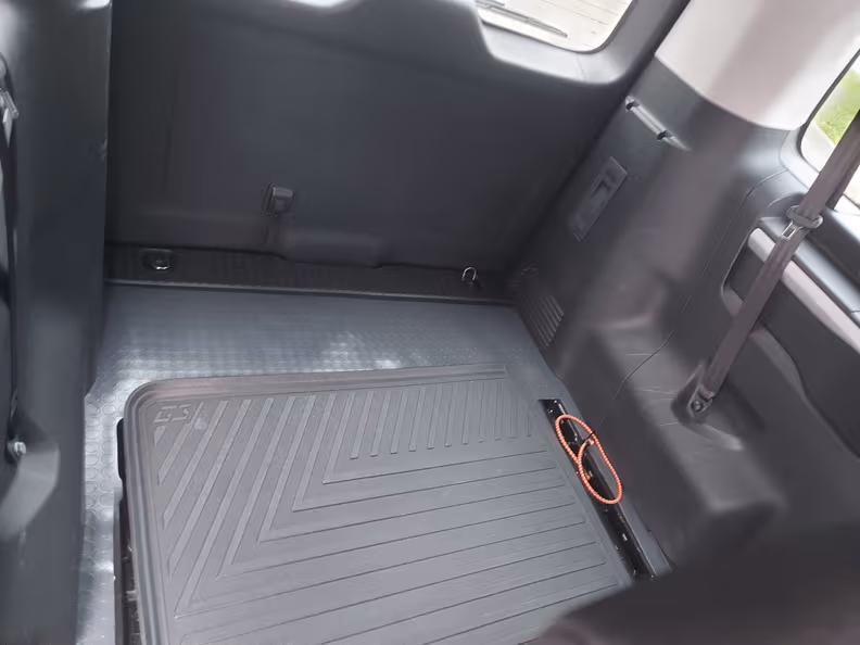 Opel Vivaro - 21