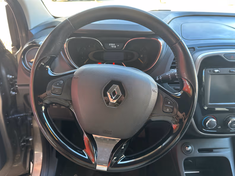 Renault Captur - 12