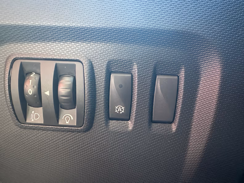 Renault Captur - 24