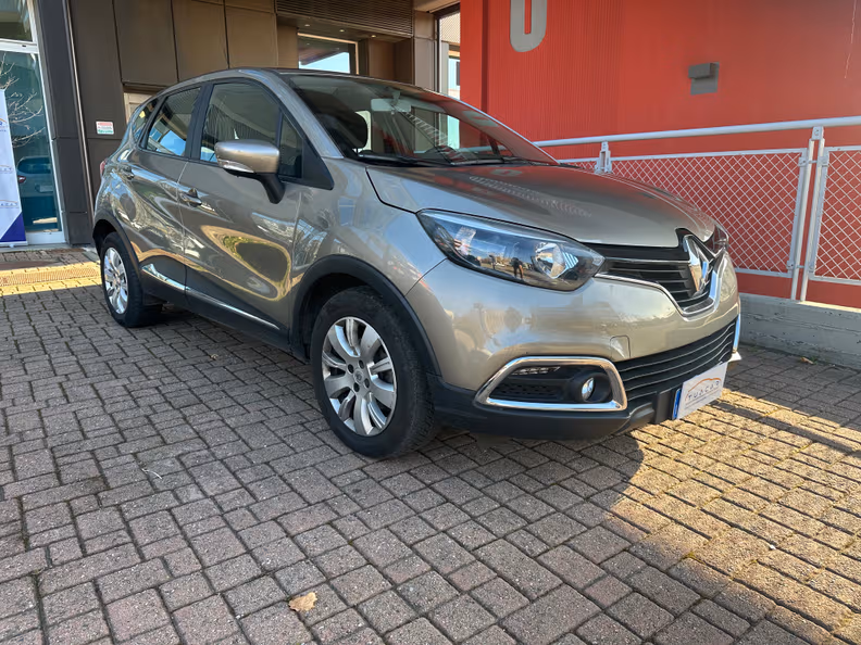 Renault Captur - 4