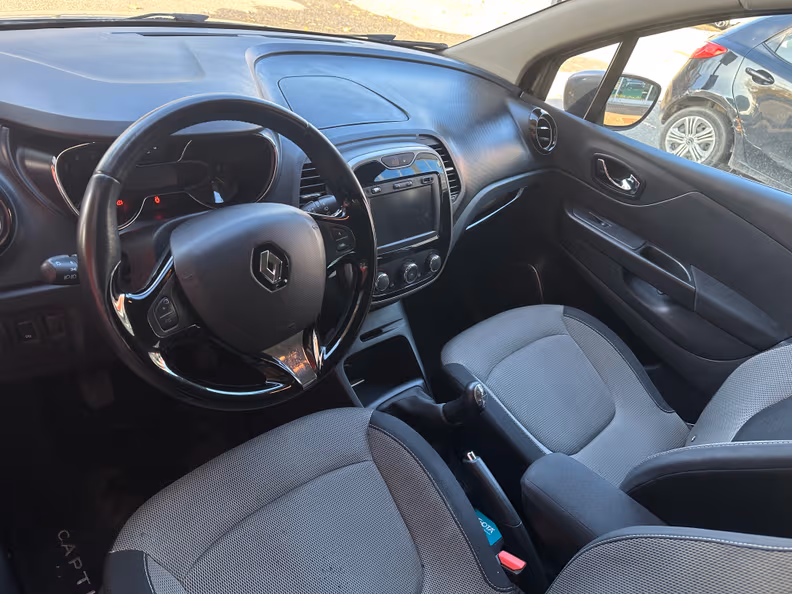 Renault Captur - 18