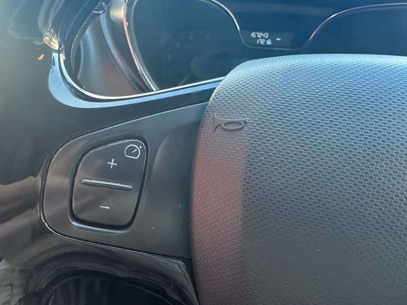 Renault Captur - 13