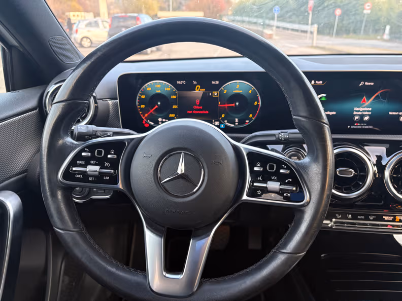 Mercedes-Benz A-Class - 31
