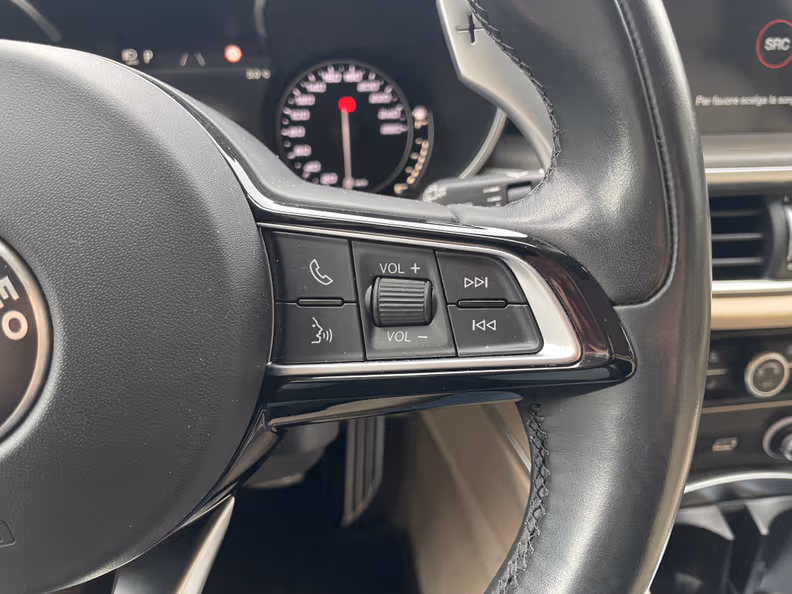 Alfa Romeo Stelvio - 34