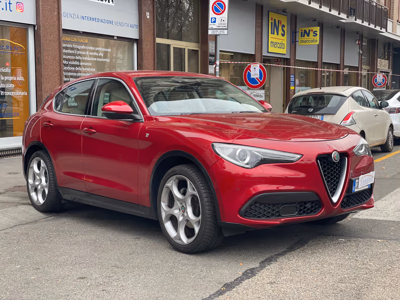 Alfa Romeo Stelvio - 3