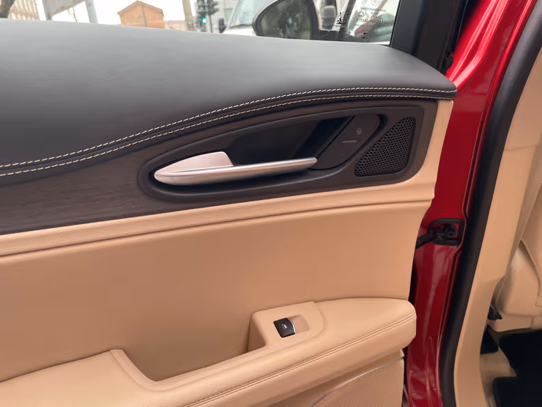 Alfa Romeo Stelvio - 13