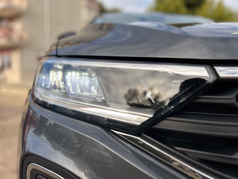 Volkswagen T-ROC - 11