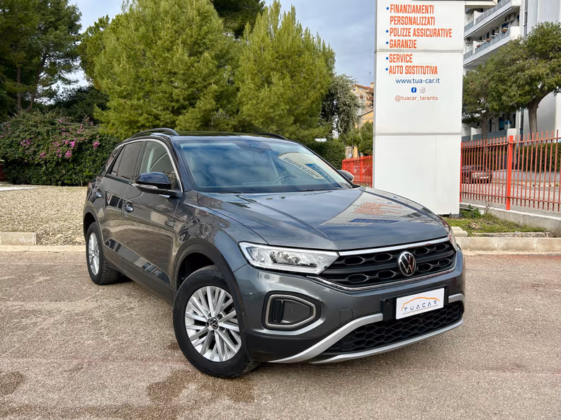 Volkswagen T-ROC - 2