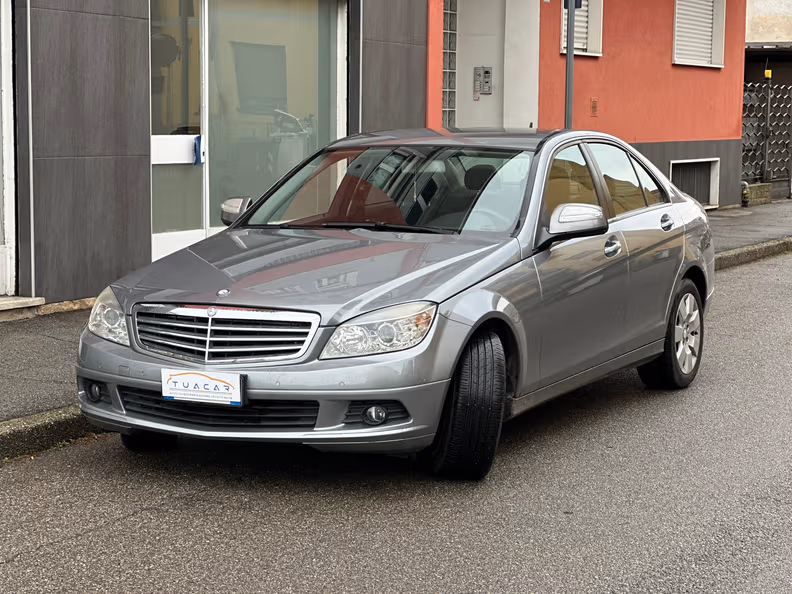Mercedes-Benz C-Class - 1