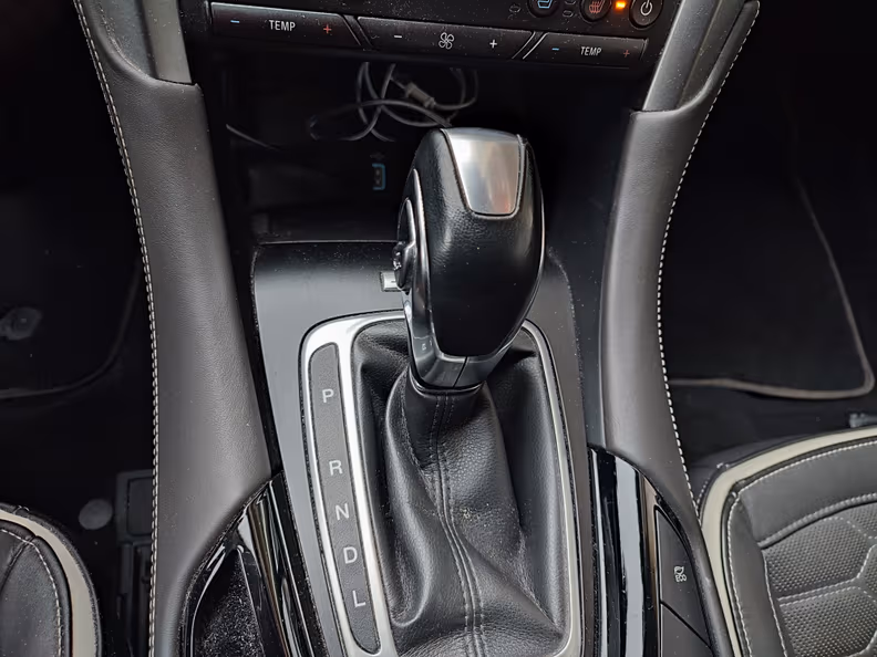 Ford Mondeo - 13