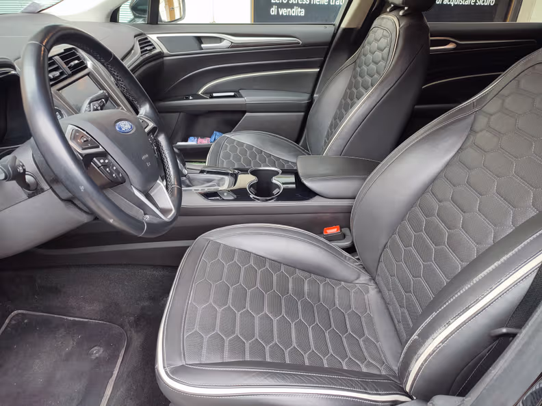 Ford Mondeo - 9