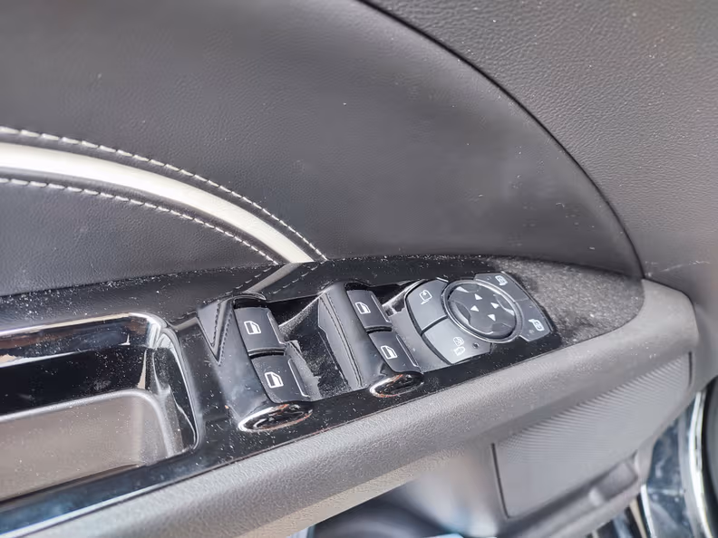 Ford Mondeo - 15