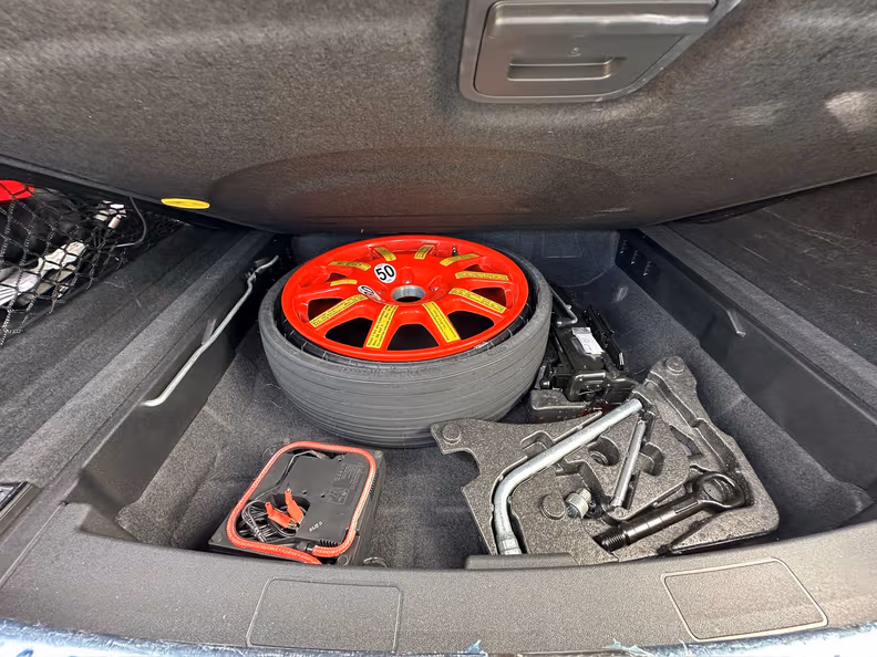 Porsche Cayenne - 36