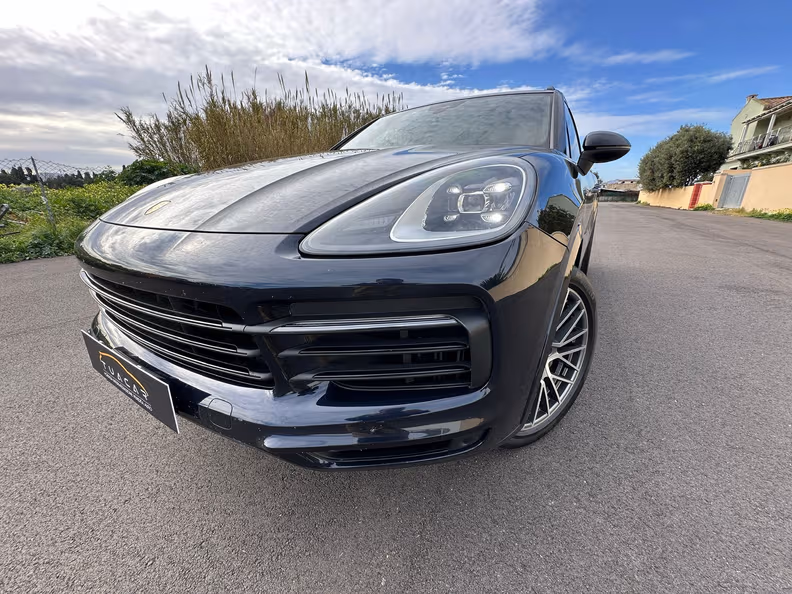 Porsche Cayenne - 9
