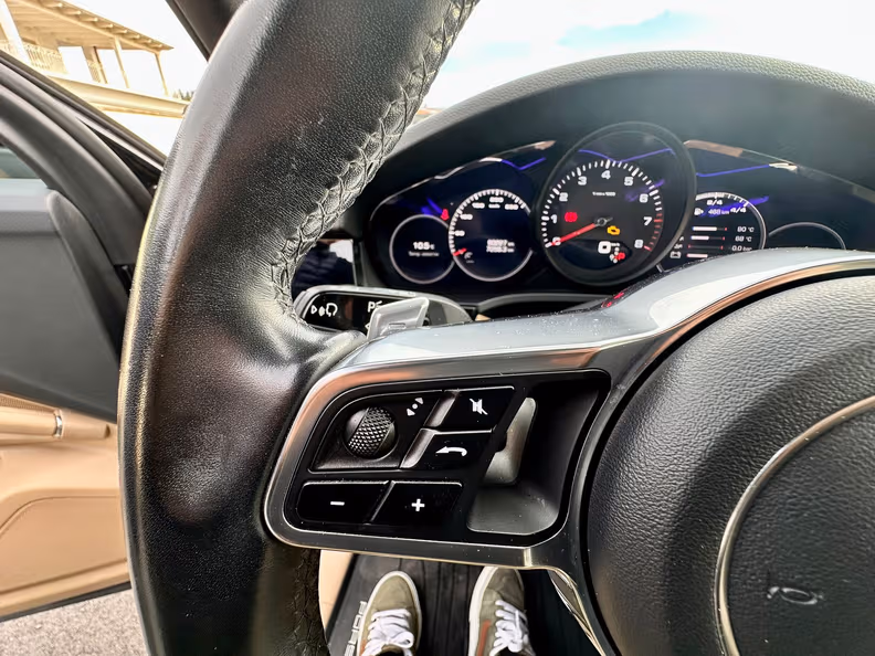 Porsche Cayenne - 19