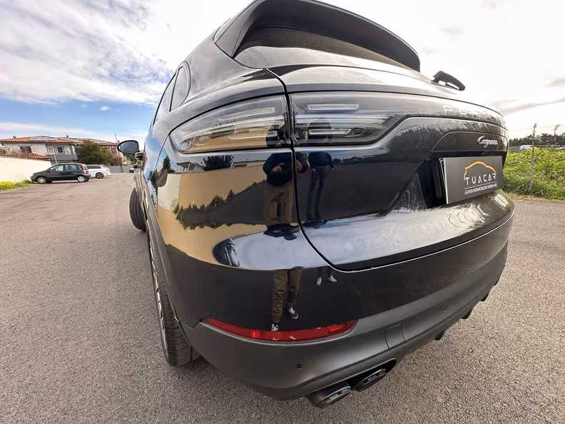 Porsche Cayenne - 12