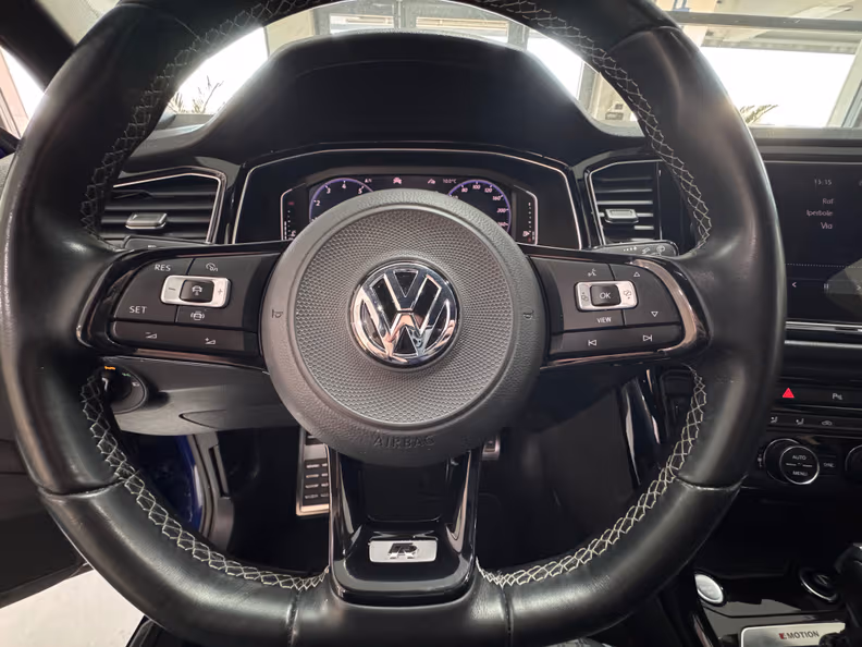 Volkswagen T-ROC - 10
