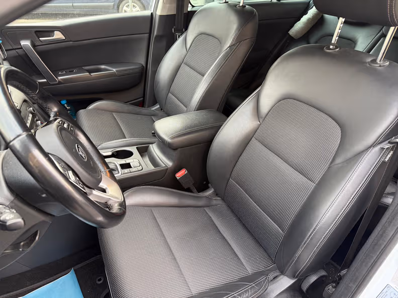 Kia Sportage - 10