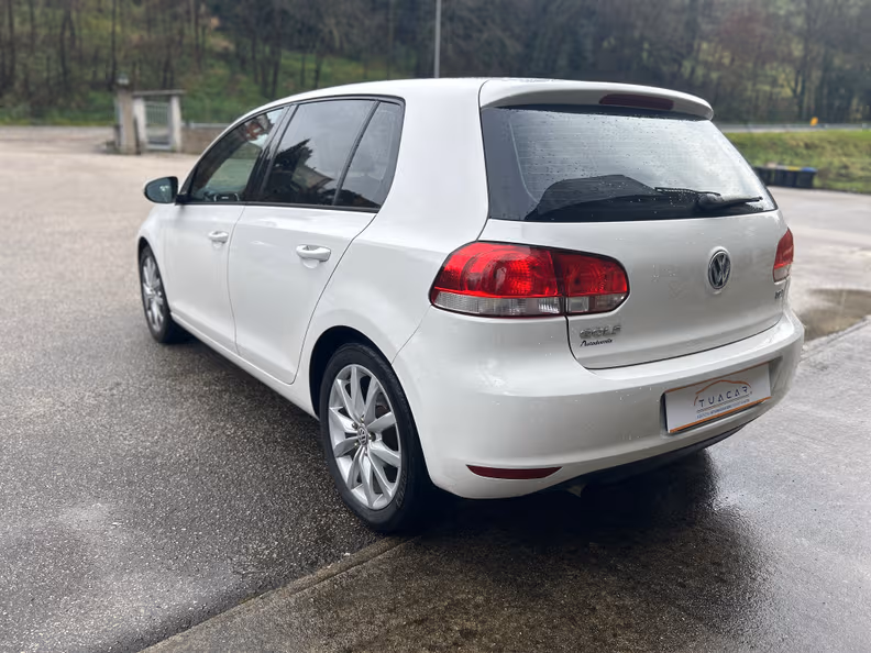 VW Golf - 12