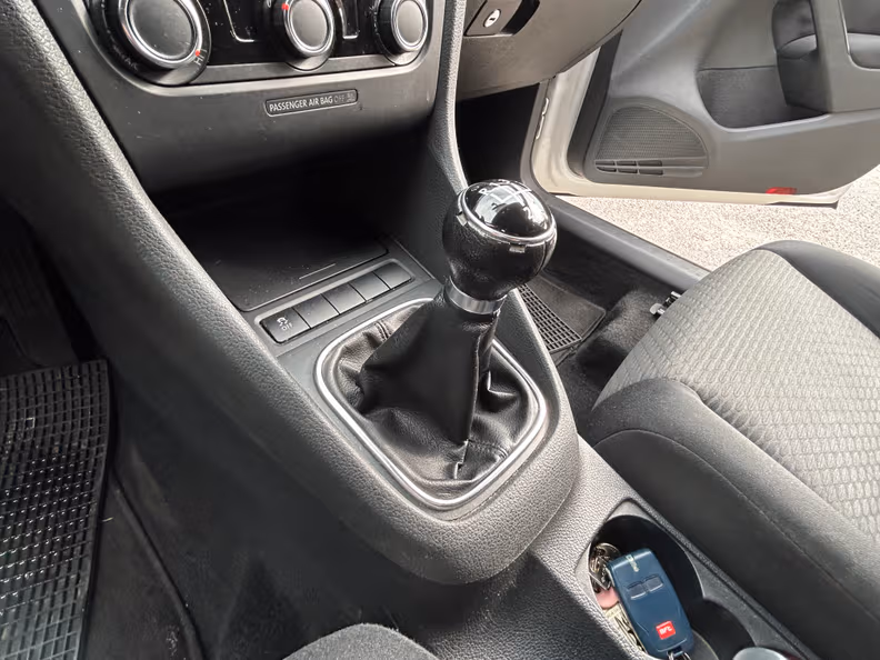VW Golf - 24