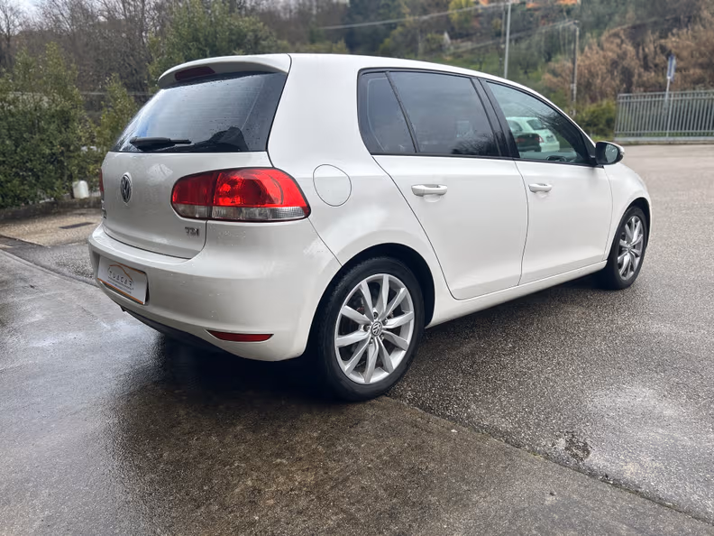 VW Golf - 11