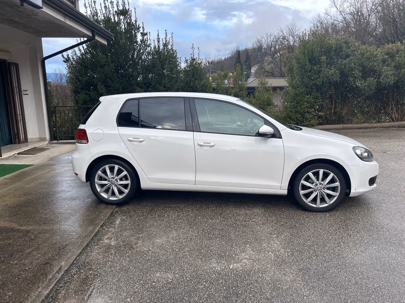 VW Golf - 9