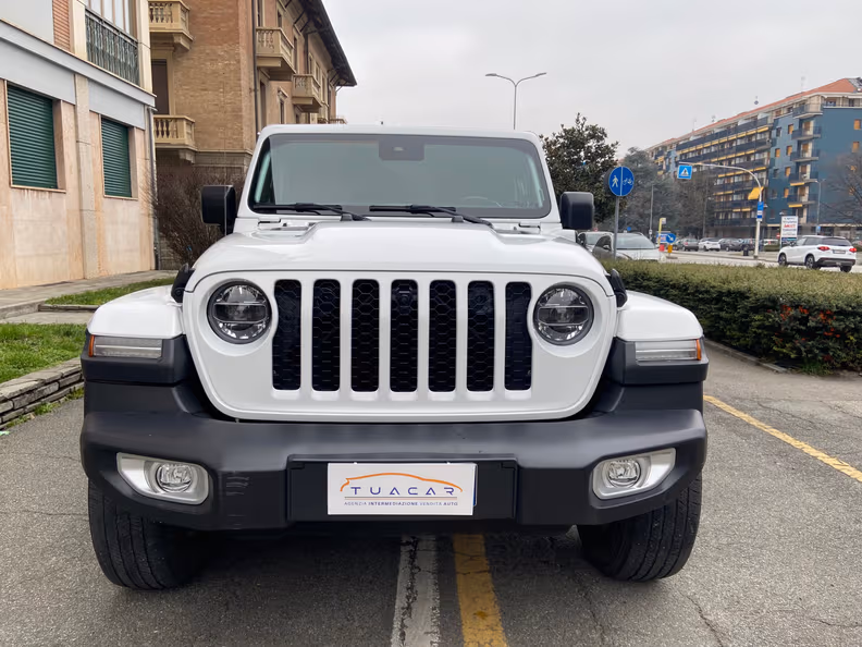 Jeep Wrangler - 8