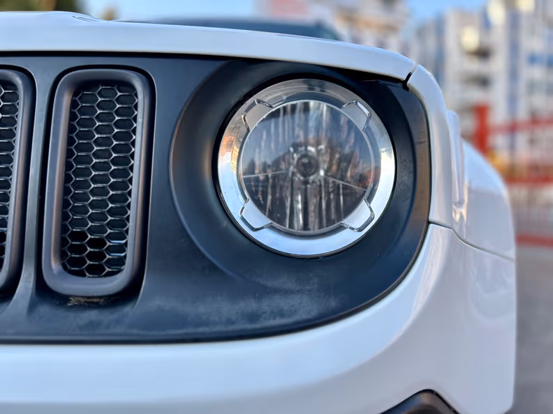 Jeep Renegade - 11