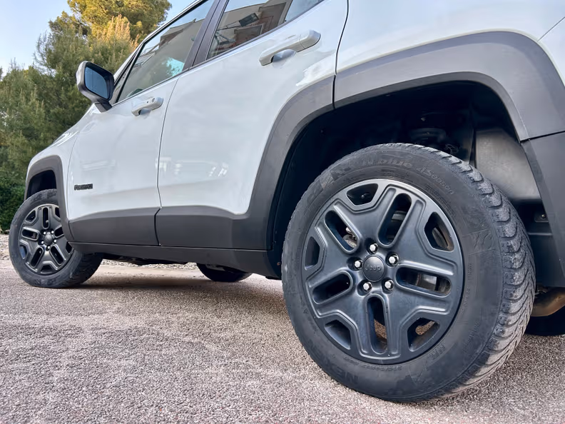 Jeep Renegade - 10