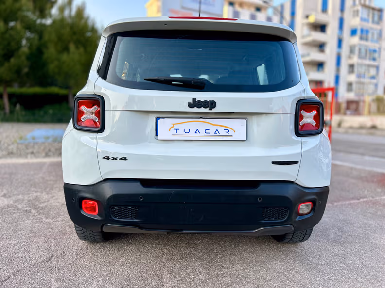 Jeep Renegade - 8