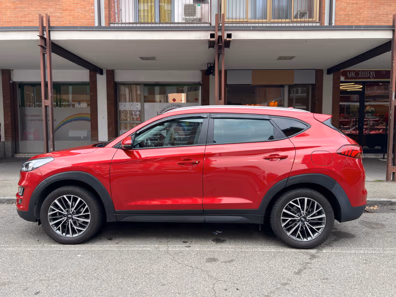 Hyundai Tucson - 8