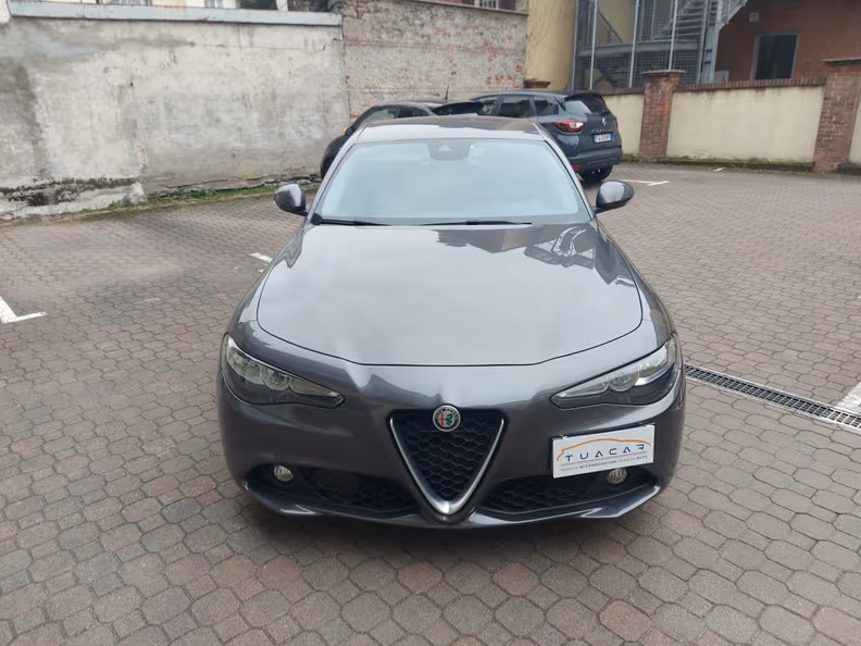 Alfa Romeo Giulia - 2