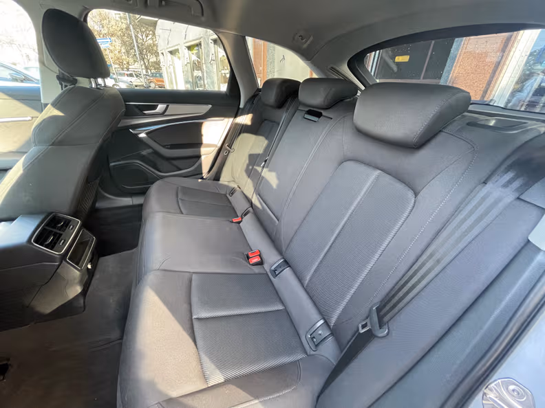 Audi A6 - 12