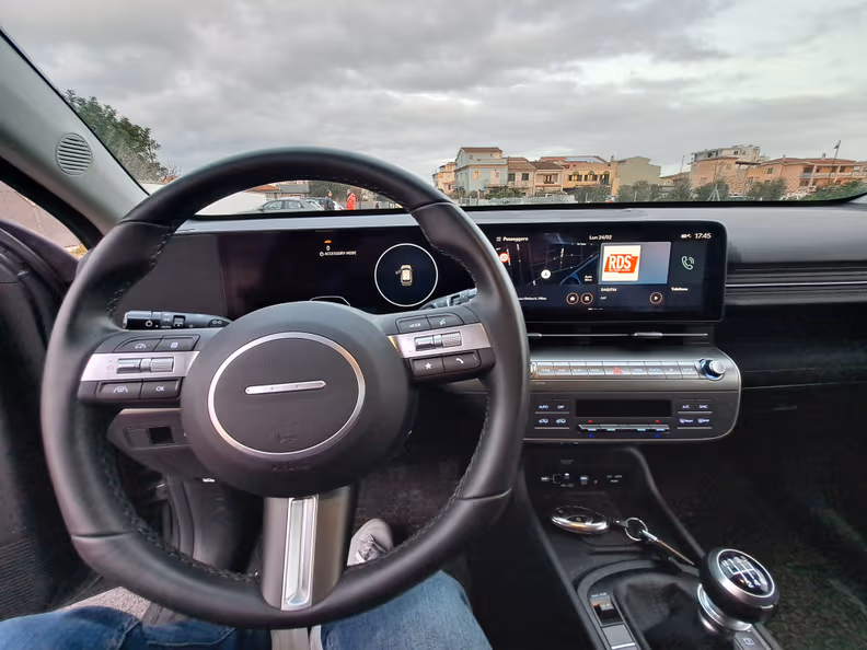 Hyundai Kona - 17
