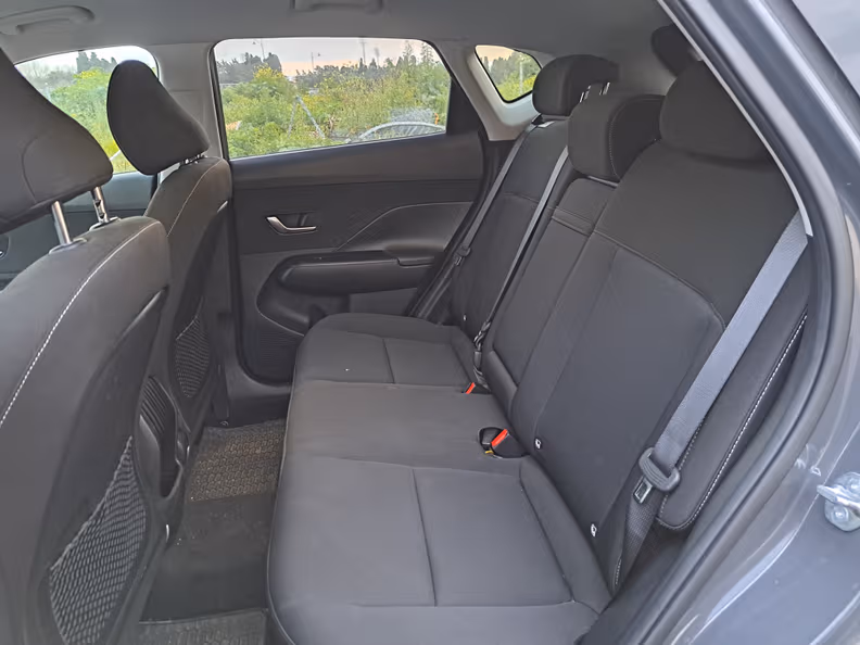 Hyundai Kona - 26