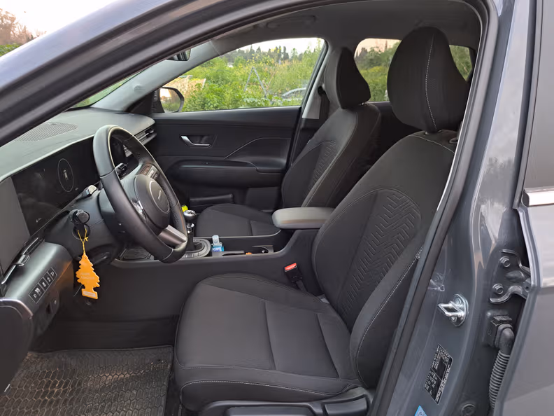 Hyundai Kona - 15