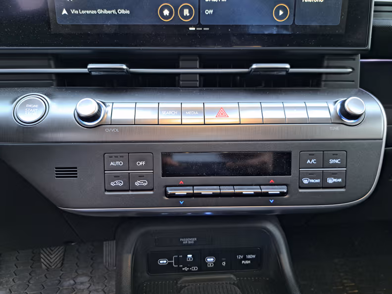 Hyundai Kona - 24