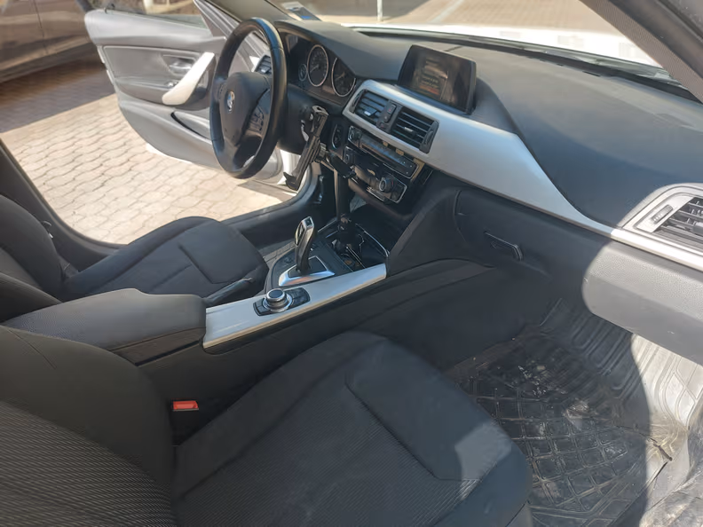 BMW 3 series - 25